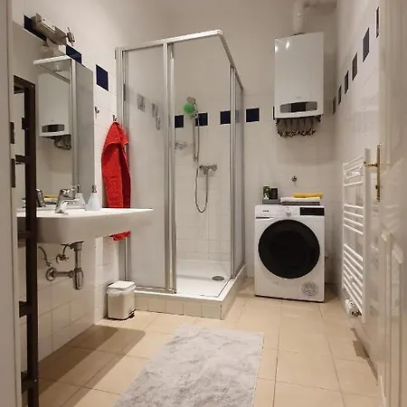 Gorgeous Viennese Apartment 10 Min To City Center Exterior photo