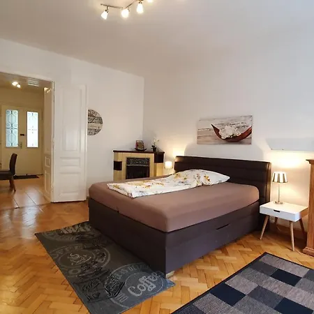 Gorgeous Viennese Apartment 10 Min To City Center Exterior photo